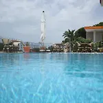 לינה וארוחת בוקר Dolina Çeşme