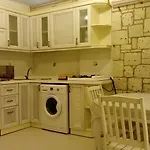 לינה וארוחת בוקר Dolina Çeşme