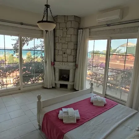 Dolina Bed & Breakfast 3*