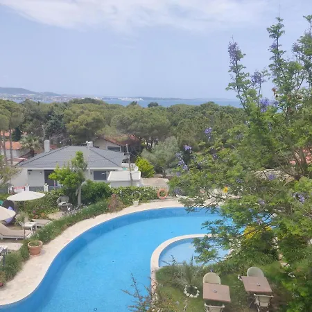 Dolina Bed & Breakfast 3*