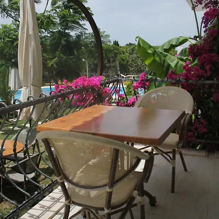 Bed and breakfast Dolina 3*