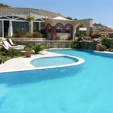 Bed and breakfast Dolina 3*